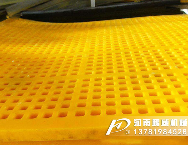 振動篩網破裂太快是什么原因造成的？